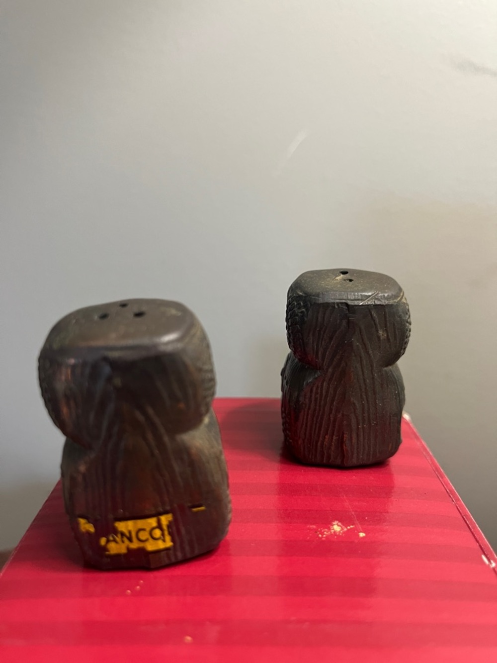 1960s Bronze Totem Pole Salt/Pepper Shakers Dark Bronze - Picture 4 of 5